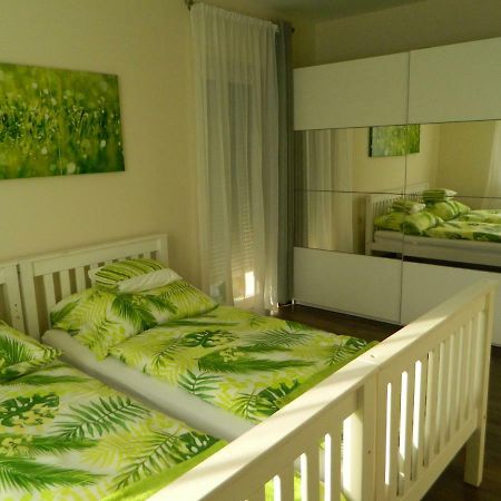 Greentó Apartman Balatonfoldvar Exterior foto