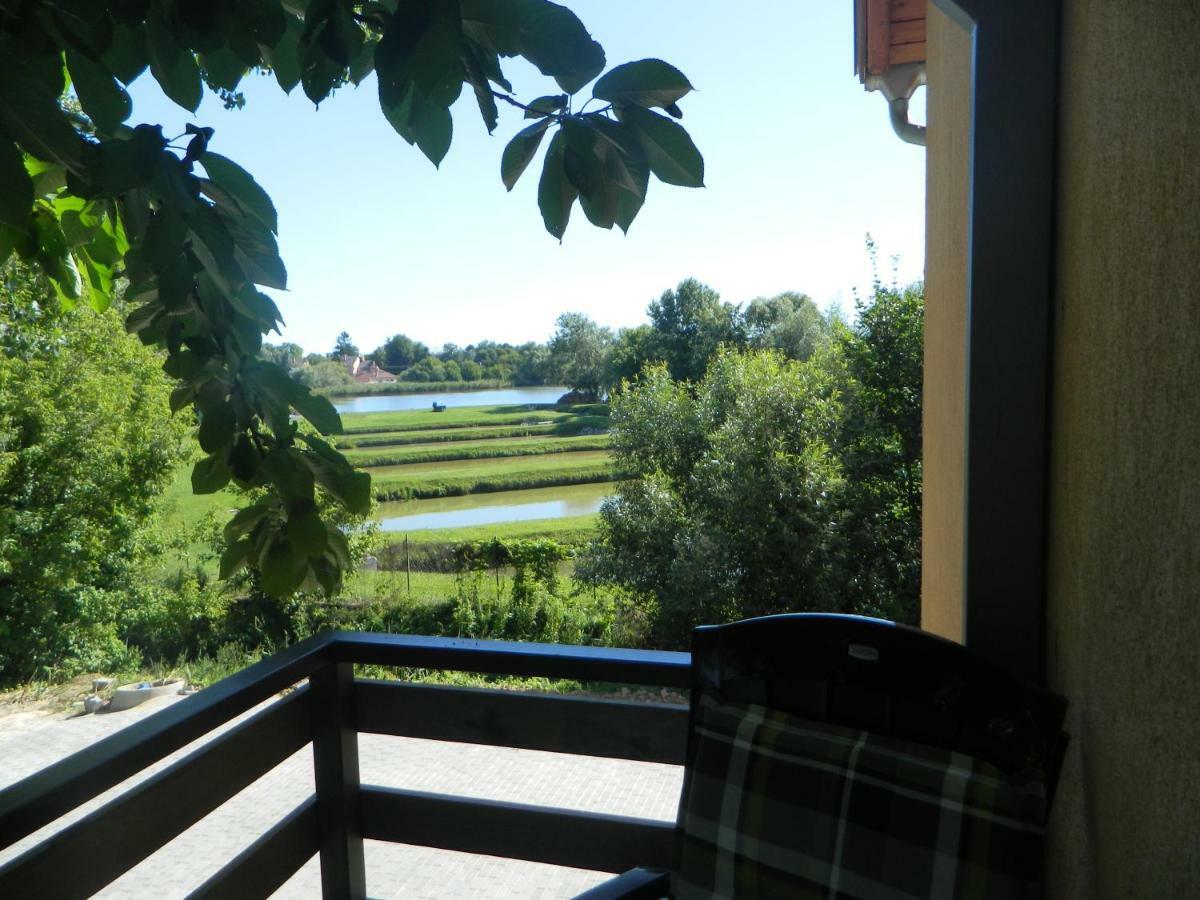 Greentó Apartman Balatonfoldvar Exterior foto